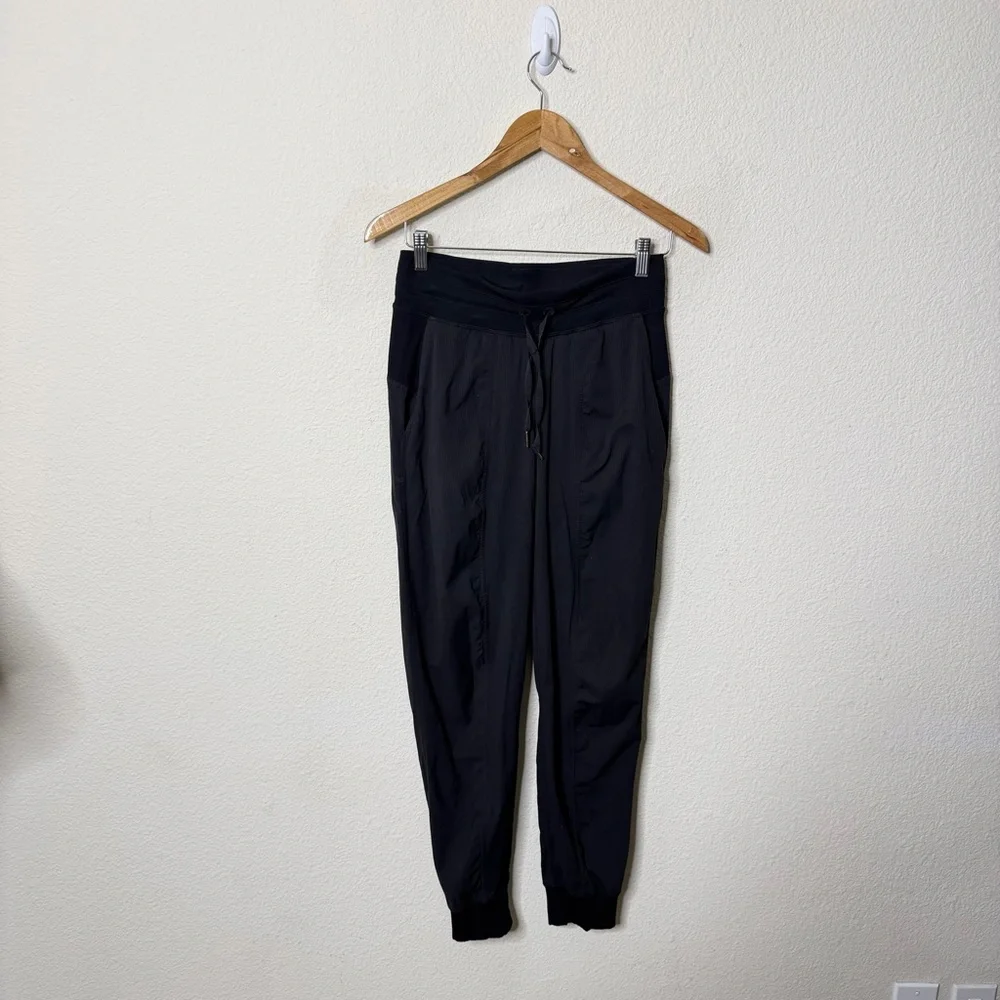 Lululemon Dance Studio Jogger *29